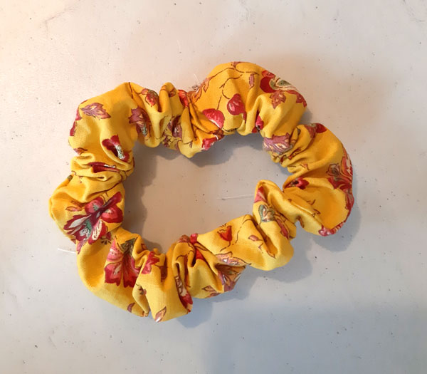 Scrunchie Haarband selbst genäht